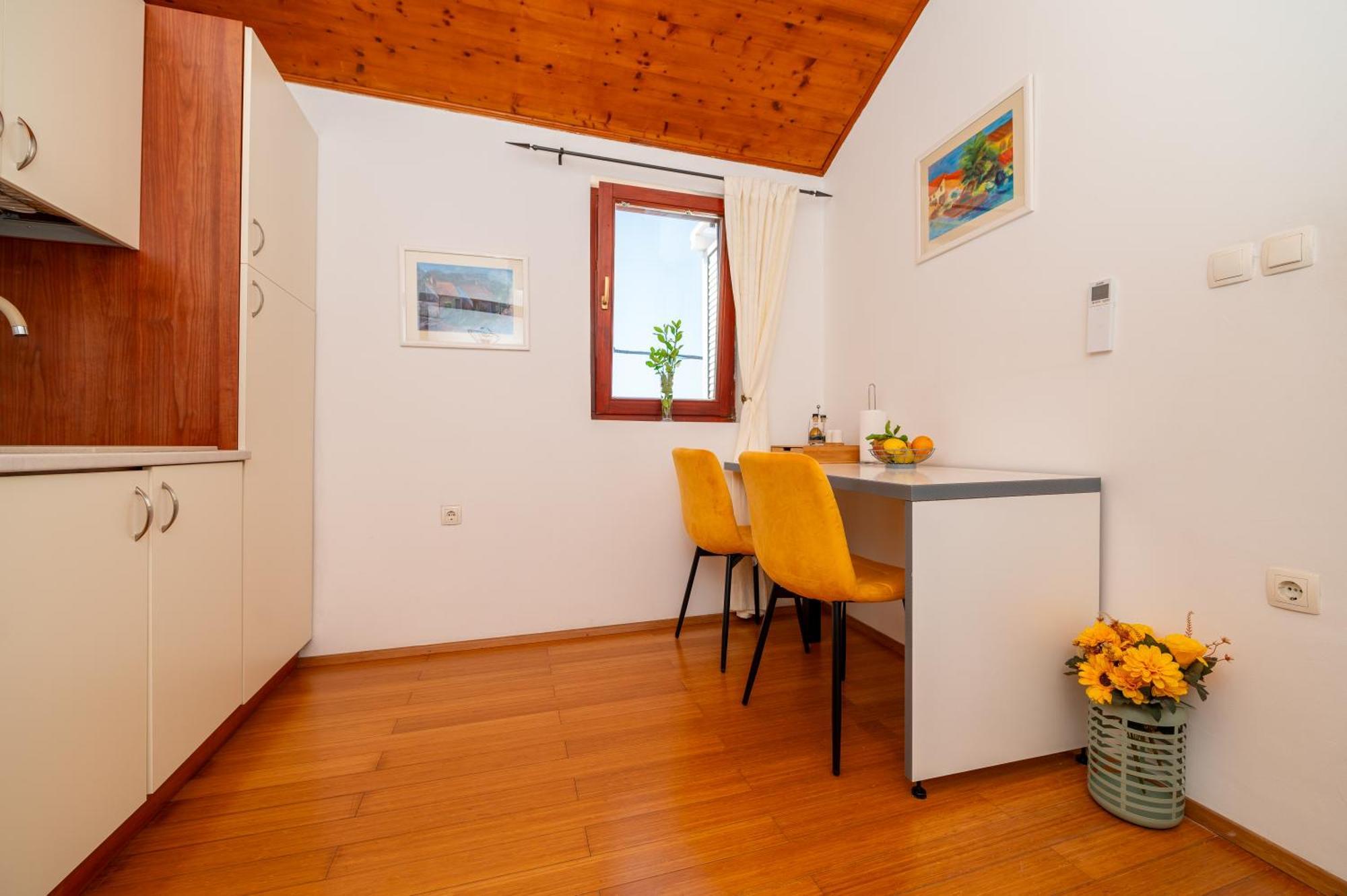 Apartments Vitoria مالي لوشينغْ المظهر الخارجي الصورة