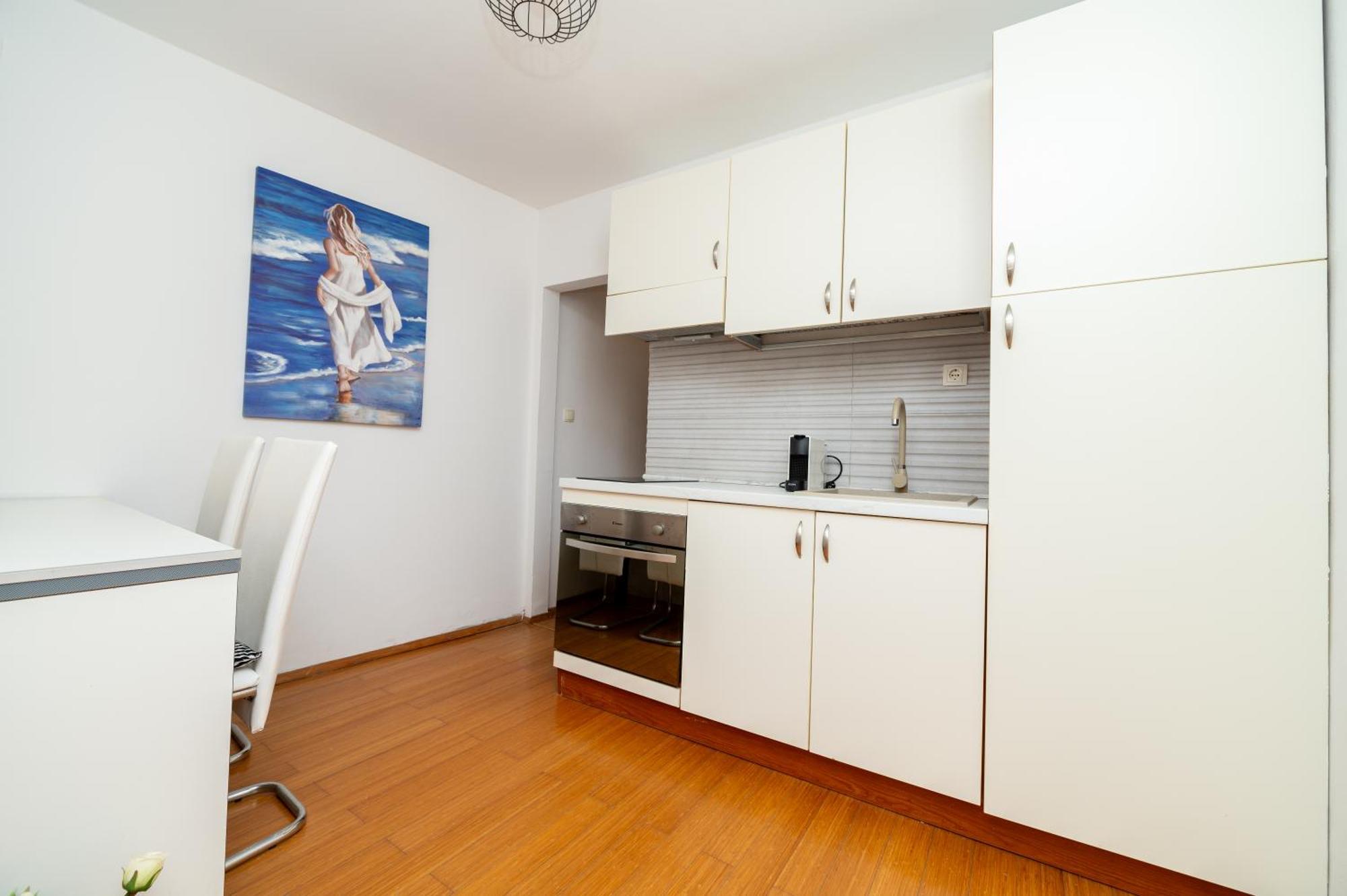 Apartments Vitoria مالي لوشينغْ المظهر الخارجي الصورة